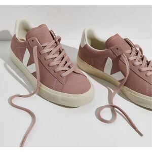 Veja Campo Chromefree Leather Babe / White, Sz 5, $168
